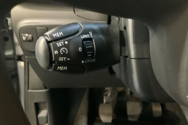 Grå Citroën C3 fra 2021
