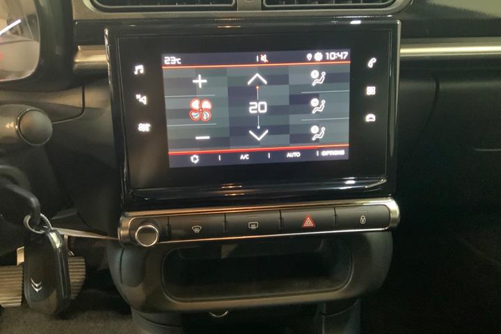 Grå Citroën C3 fra 2021