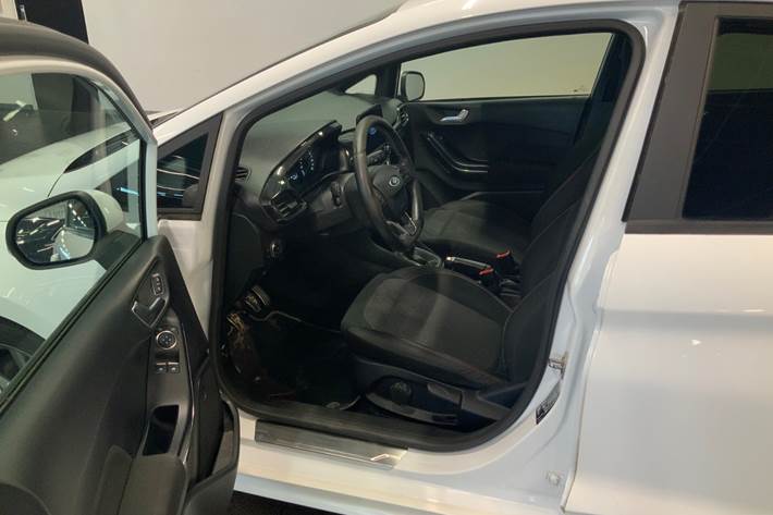 Hvid Ford Fiesta fra 2018