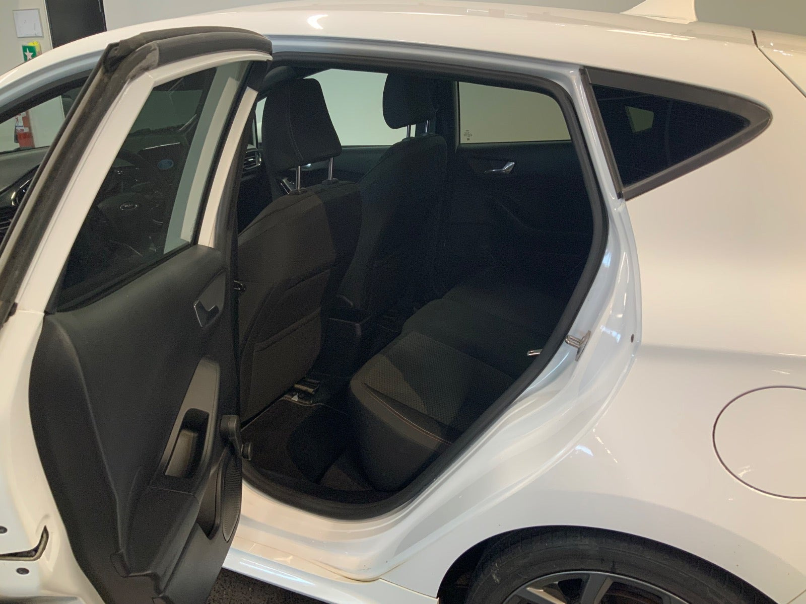 Hvid Ford Fiesta fra 2018