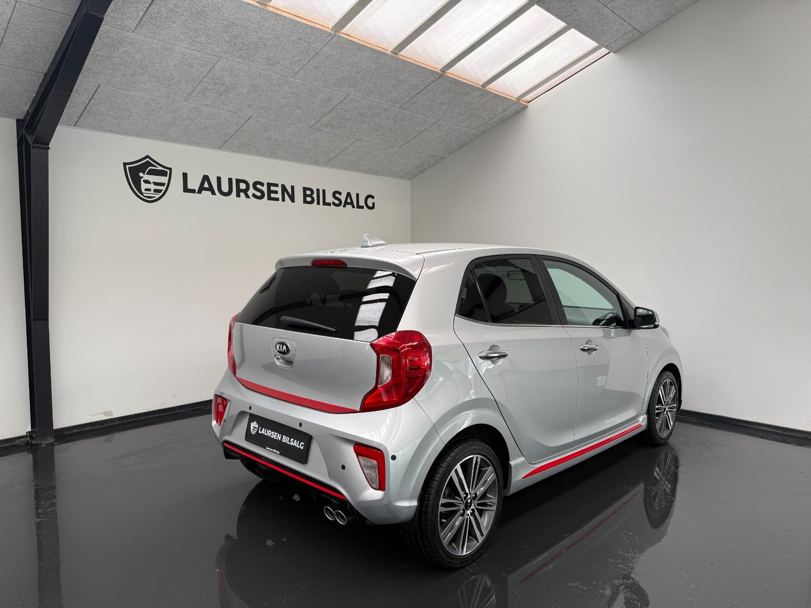 Grå Kia Picanto fra 2019