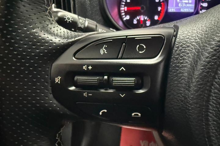 Grå Kia Picanto fra 2019