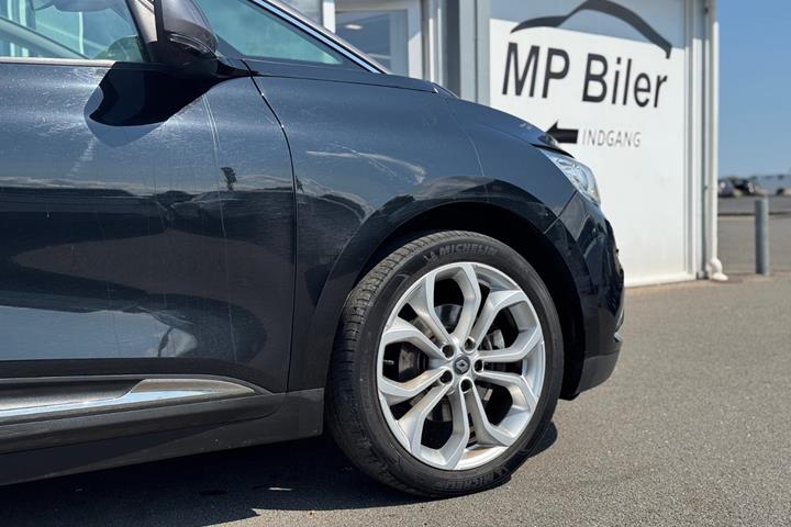 Sort Renault Grand Scenic IV fra 2017