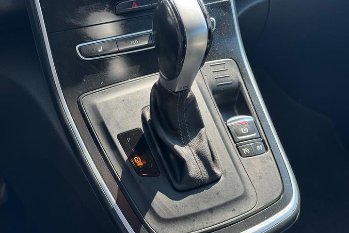 Sort Renault Grand Scenic IV fra 2017