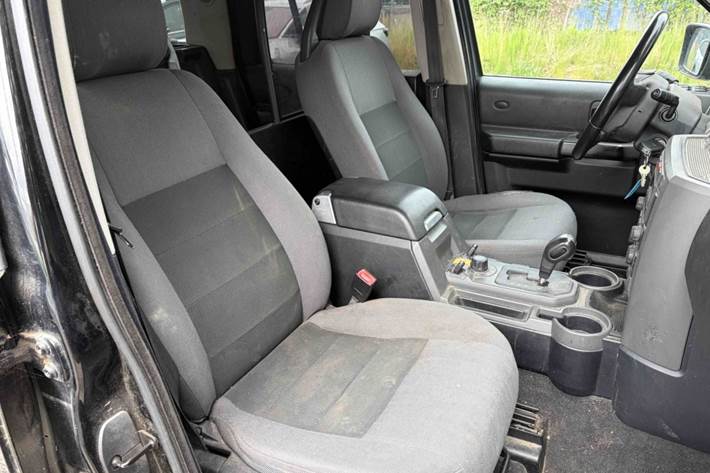 Gul Land Rover Discovery 3 fra 2008