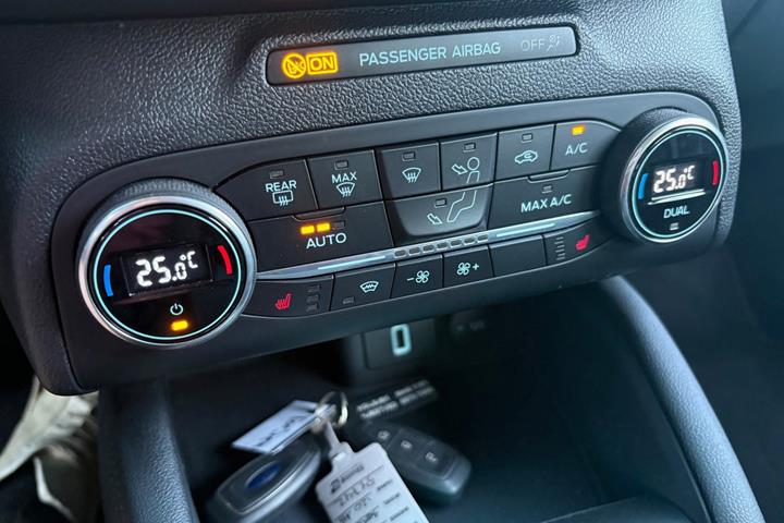 Sølv Ford Focus fra 2020