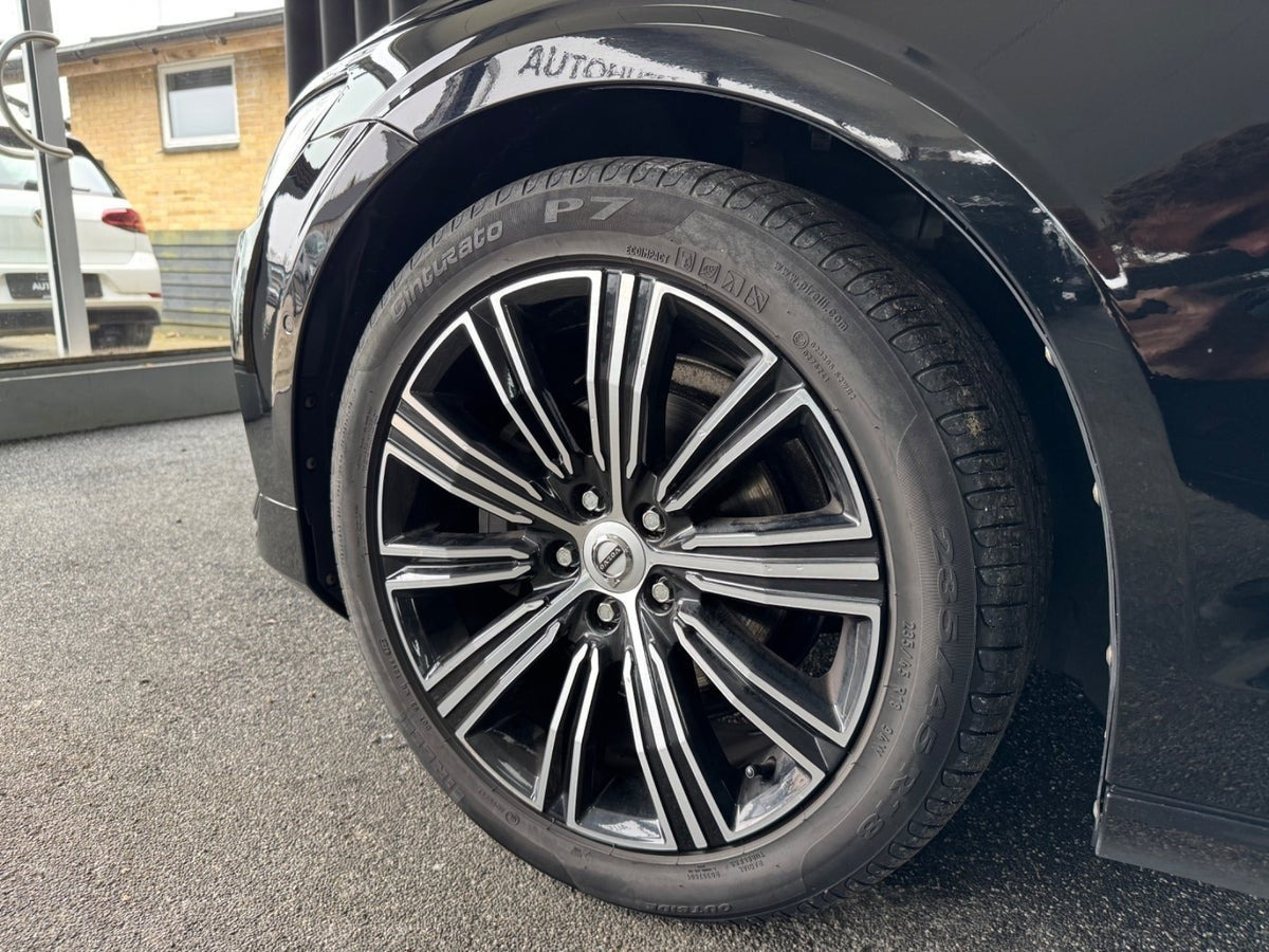 Sort Volvo V60 fra 2019
