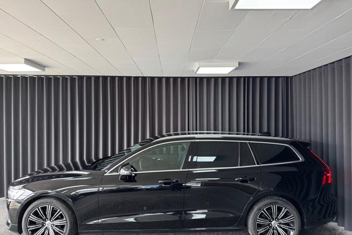 Sort Volvo V60 fra 2019
