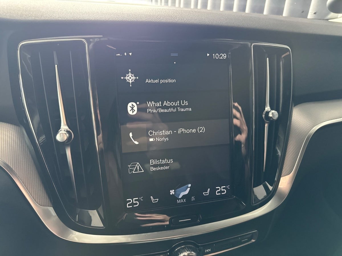 Sort Volvo V60 fra 2019