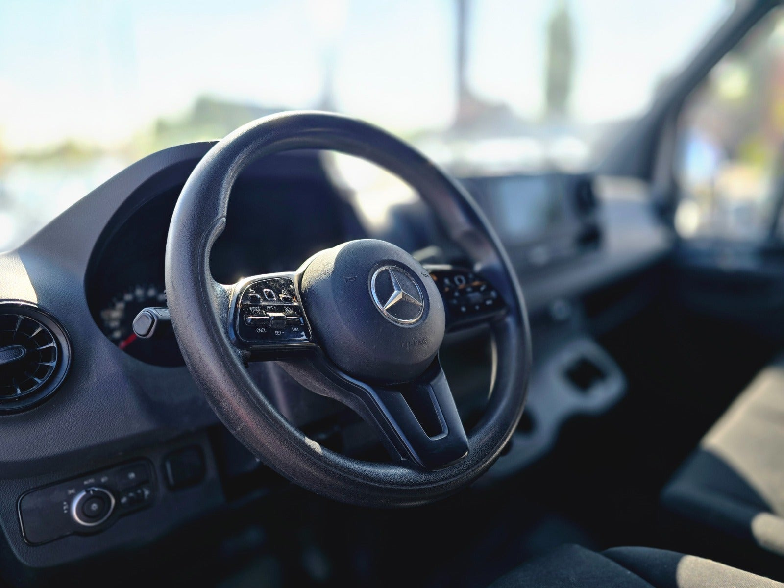 Hvid Mercedes Sprinter 316 fra 2020