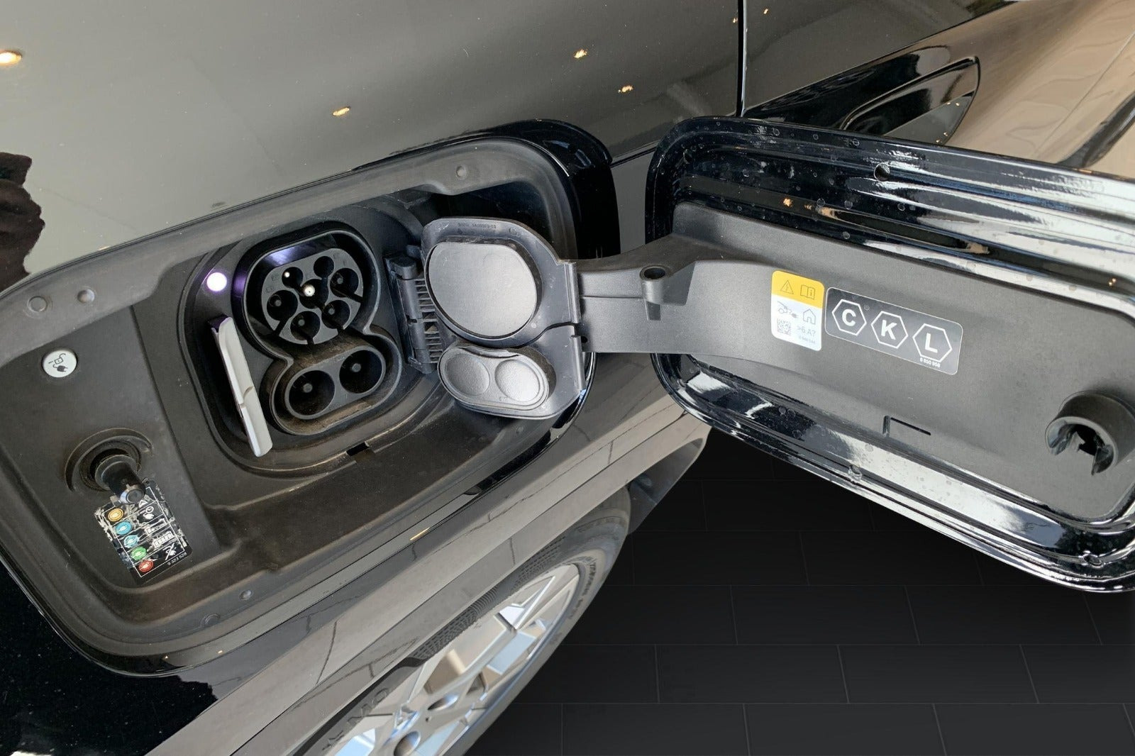 Sort BMW iX1 fra 2024