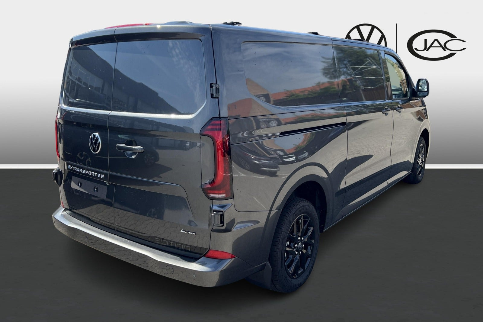 Grå VW e-Transporter fra 2026