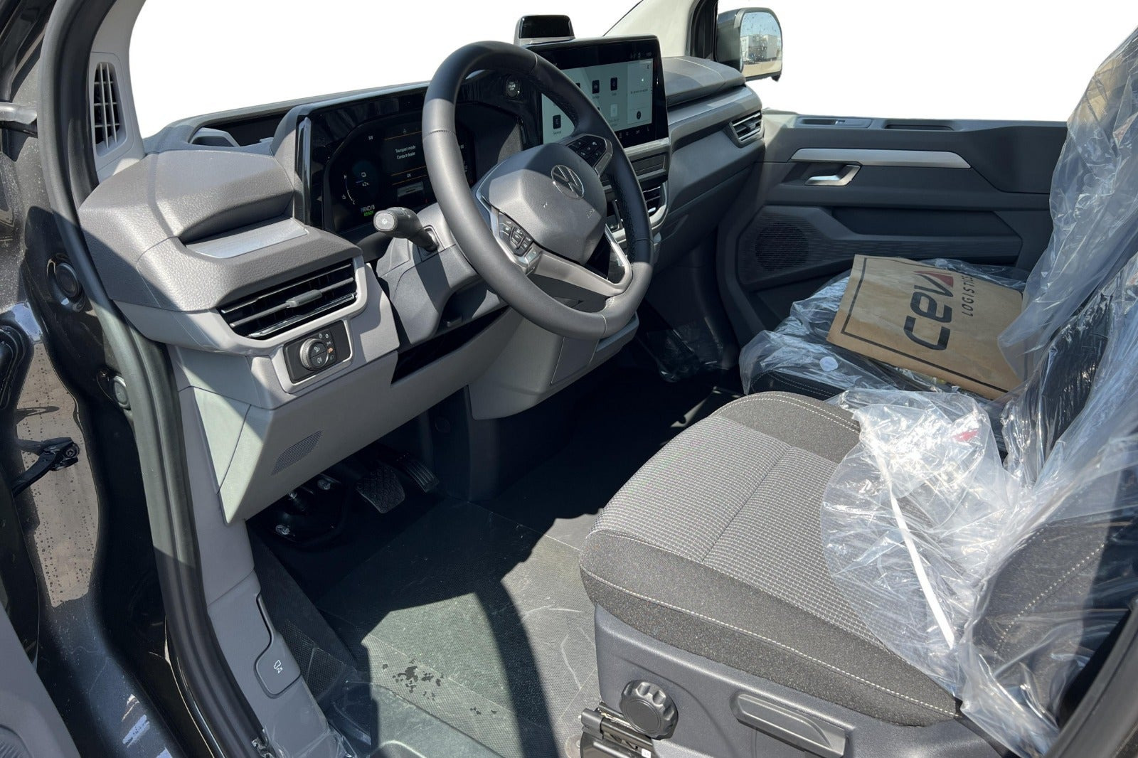 Grå VW e-Transporter fra 2026