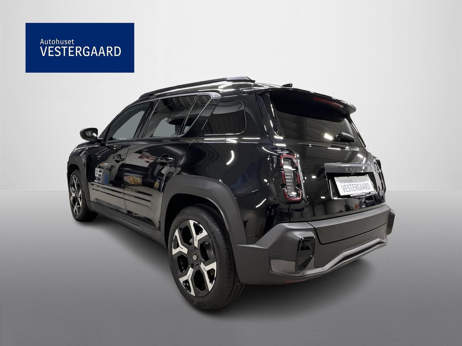 Sort Renault 4 E-Tech fra 2025
