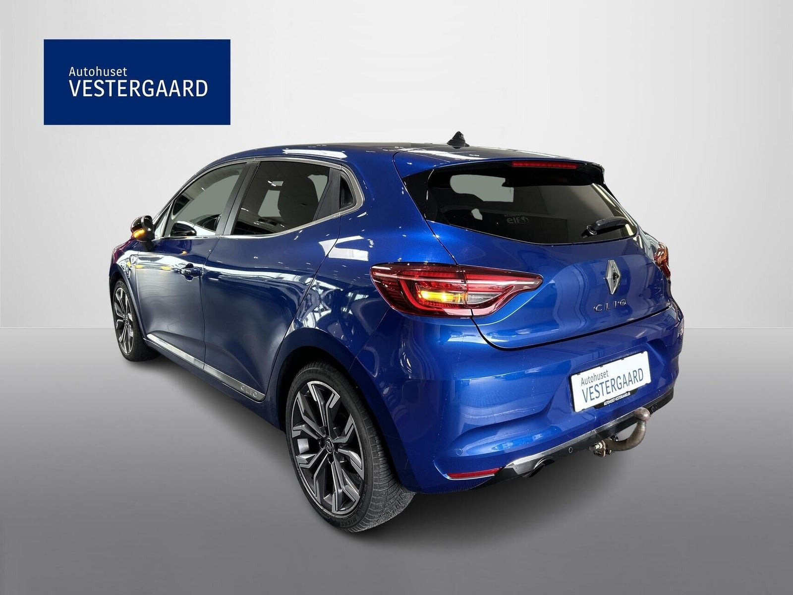 Blå Renault Clio V fra 2020