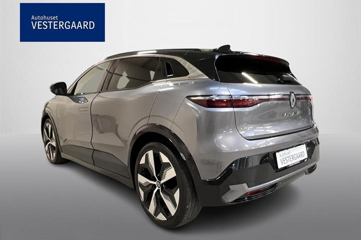 Grå Renault Megane E-Tech fra 2022