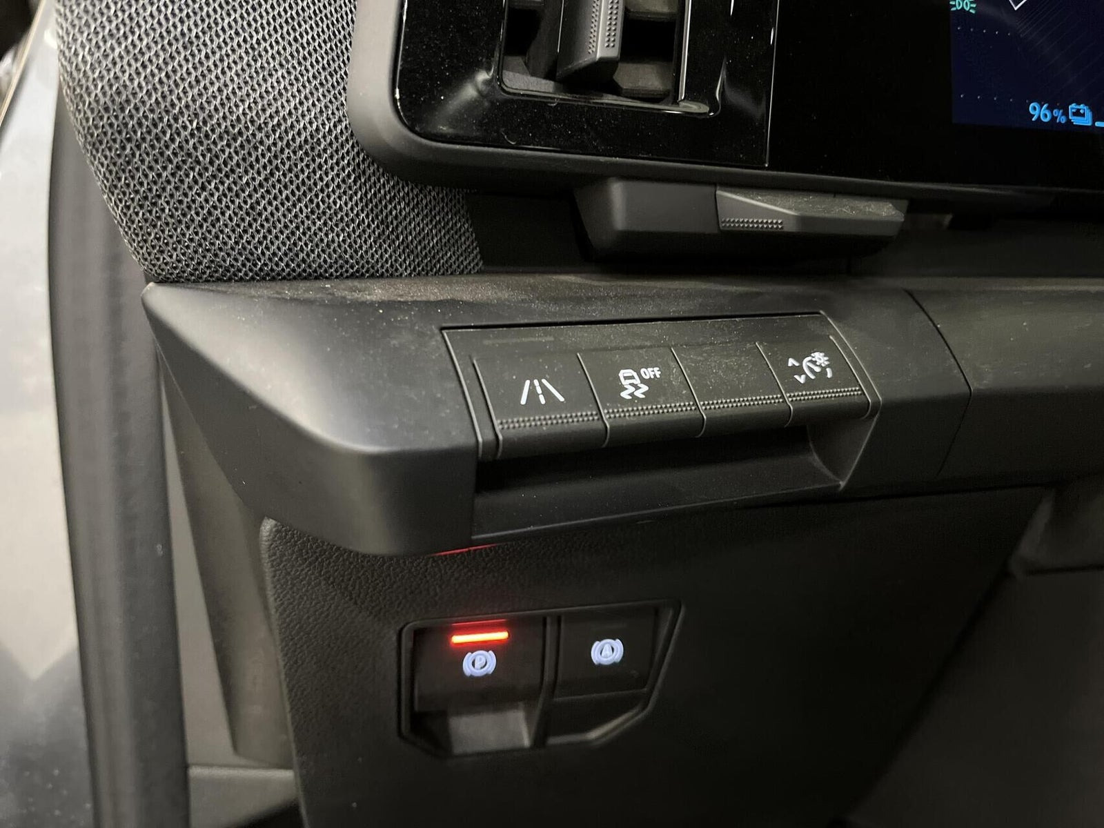 Grå Renault Megane E-Tech fra 2022