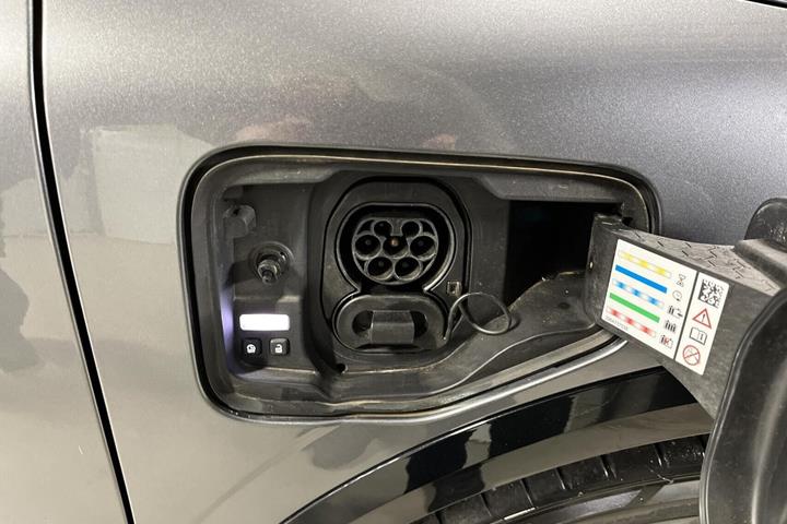 Grå Renault Megane E-Tech fra 2022