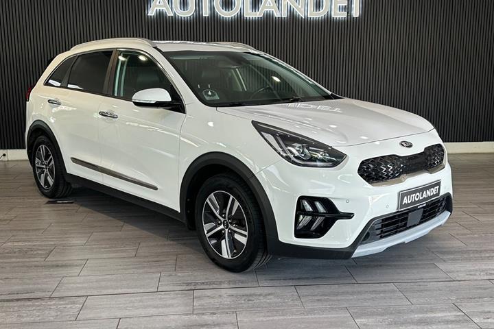 Hvid Kia Niro fra 2020 set udefra