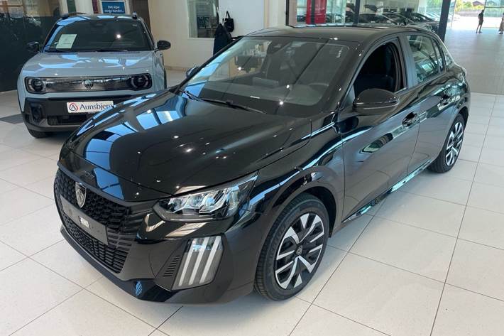 Sort Peugeot e-208 fra 2025