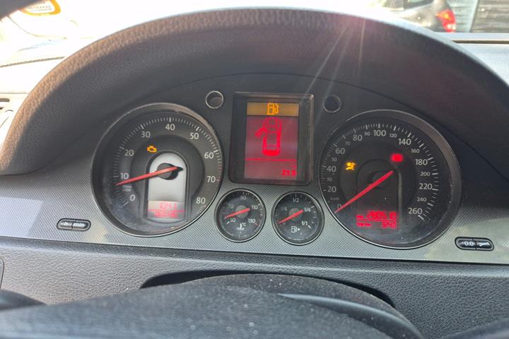 undefined VW Passat fra 2005