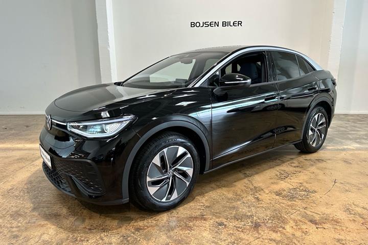Sort VW ID.5 fra 2025 set udefra