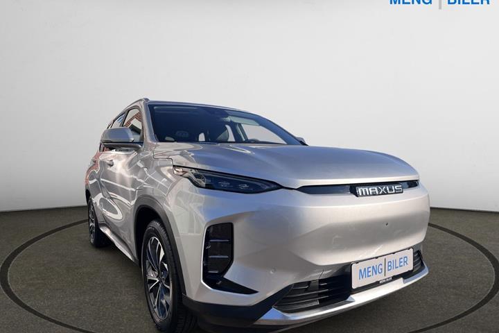 Sølv Maxus Euniq 6 fra 2024 set udefra