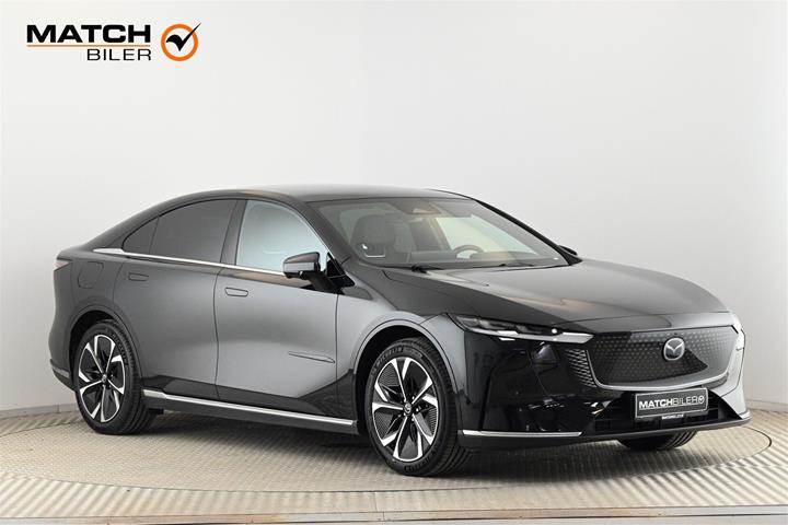Sort Mazda 6e fra 2026 set udefra