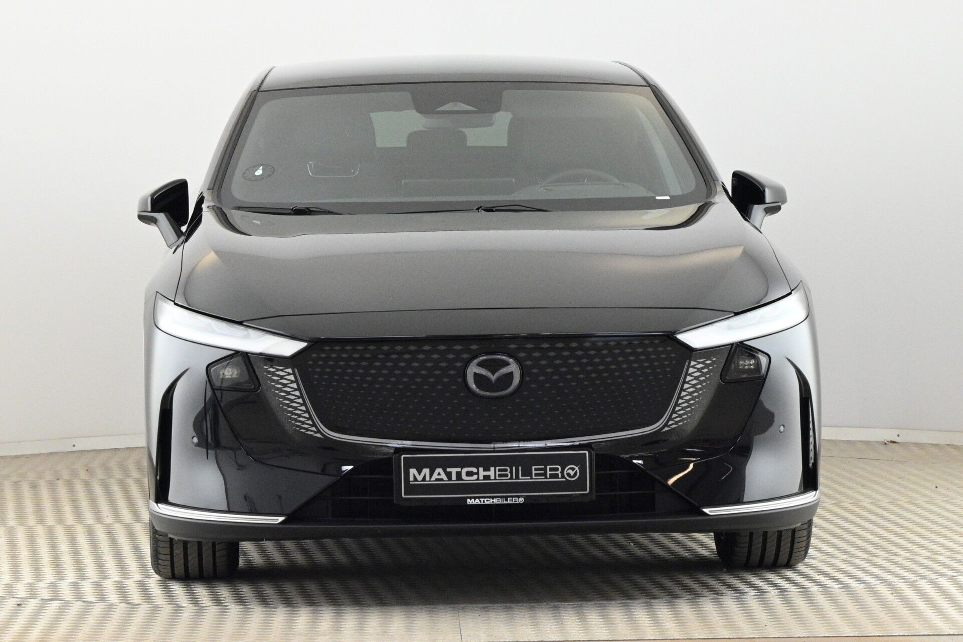 Sort Mazda 6e fra 2026