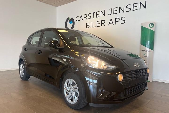 Sort Hyundai i10 fra 2023 set udefra