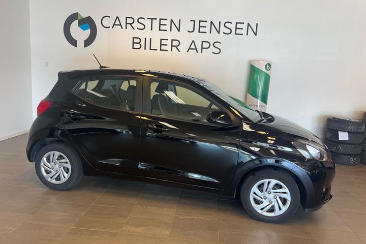 Sort Hyundai i10 fra 2023