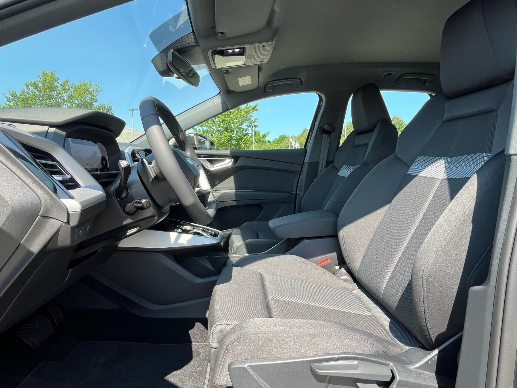 Sort Audi Q4 fra 2026