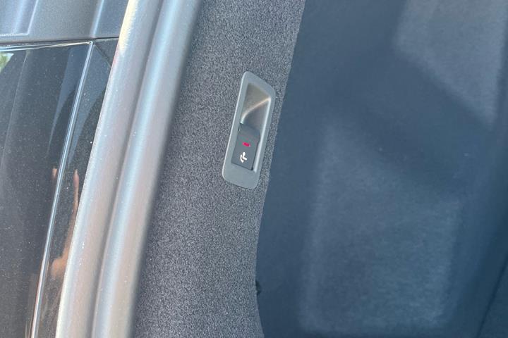 Sort Audi Q4 fra 2026