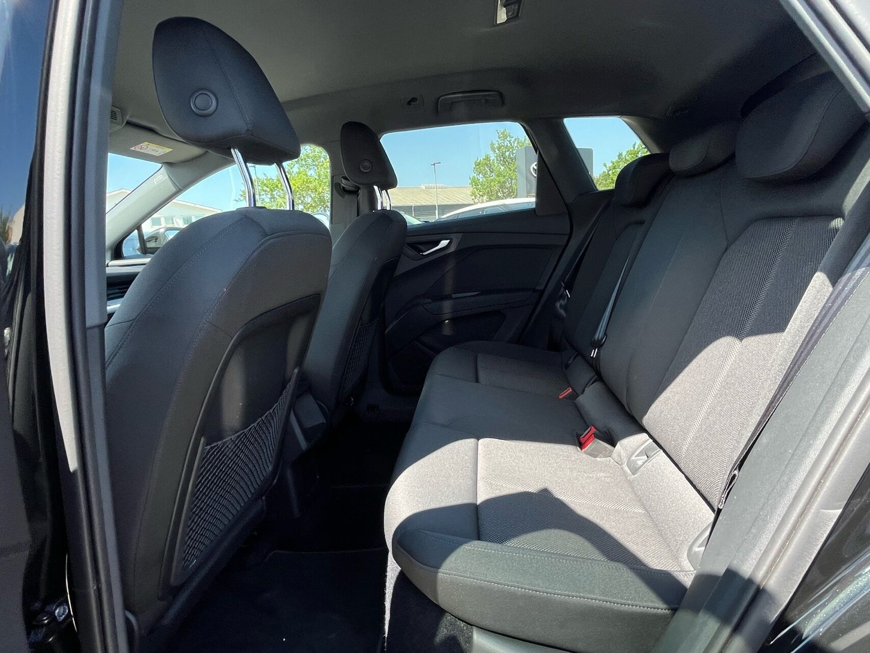 Sort Audi Q4 fra 2024