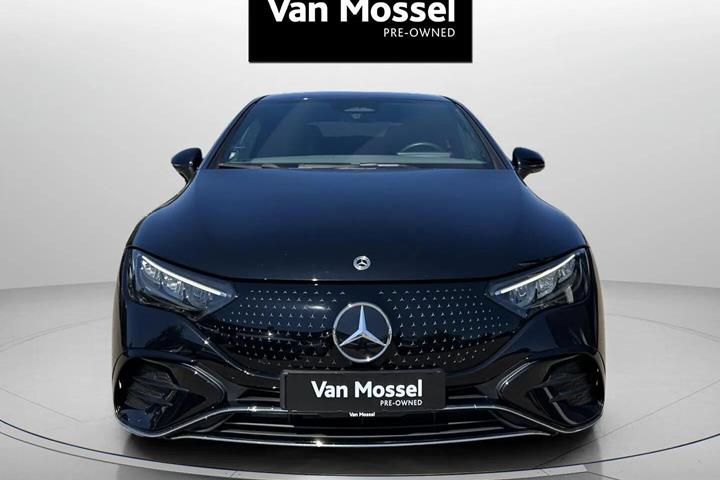 Sort Mercedes EQE 350+ fra 2025