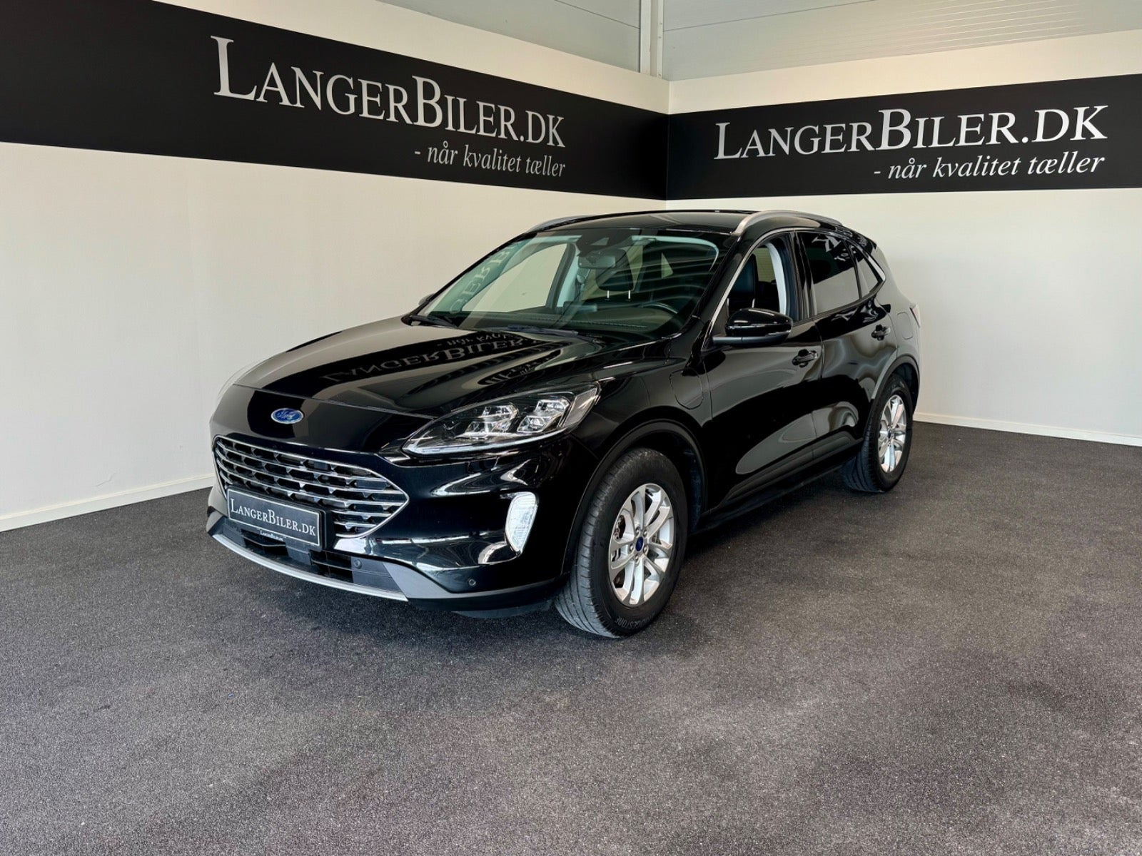 Ford Kuga 2,5 PHEV Titanium CVT