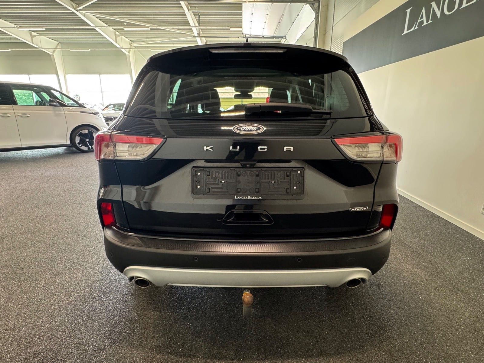 Sort Ford Kuga fra 2021