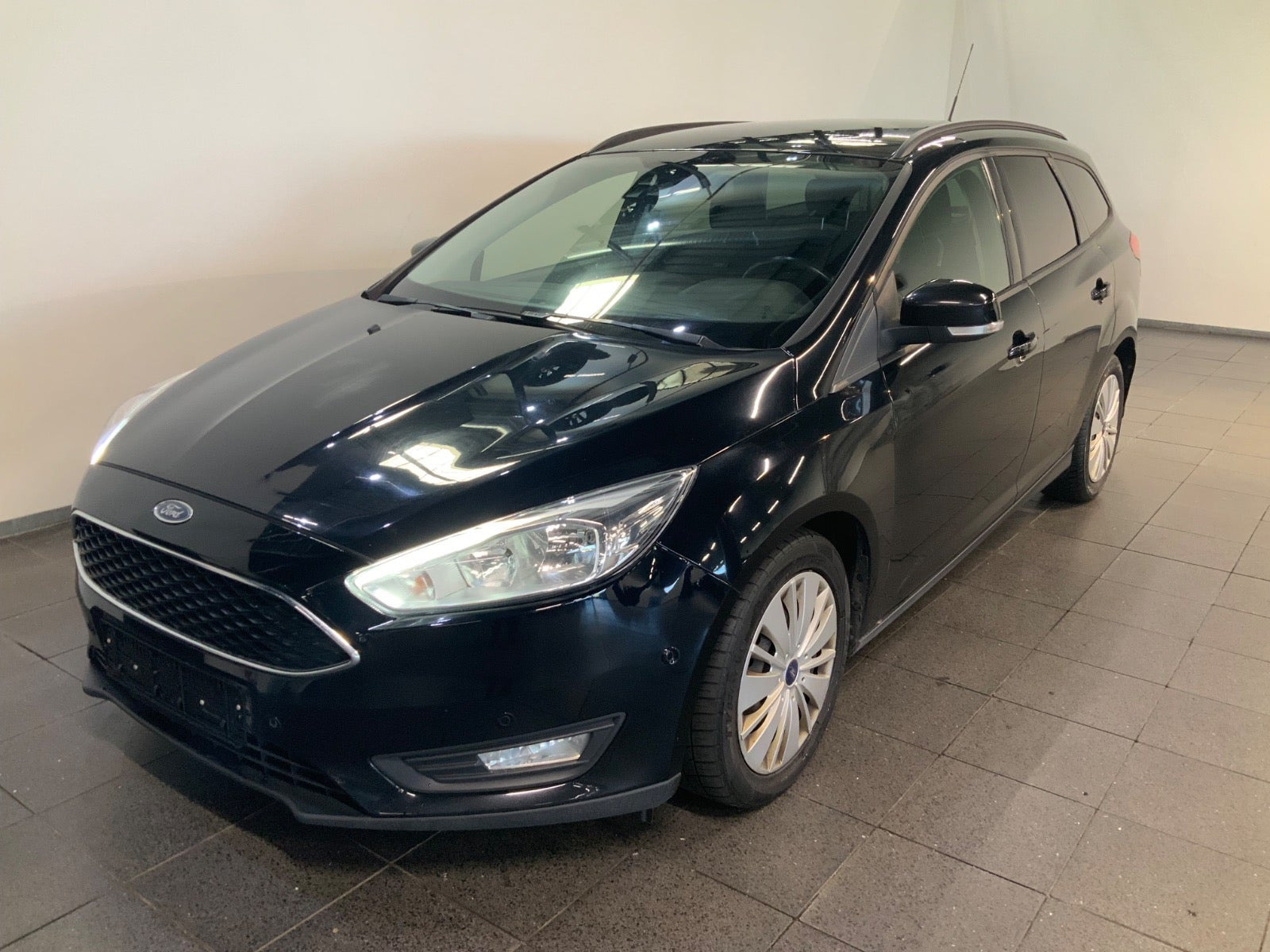 Ford Focus 1,5 TDCi 120 Business stc.