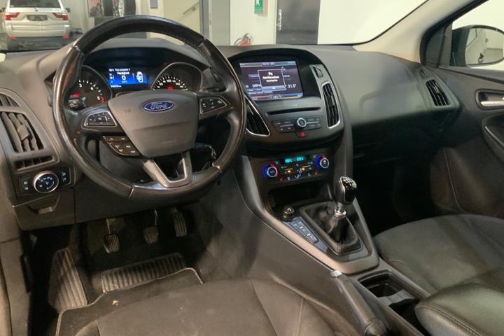 Sort Ford Focus fra 2016
