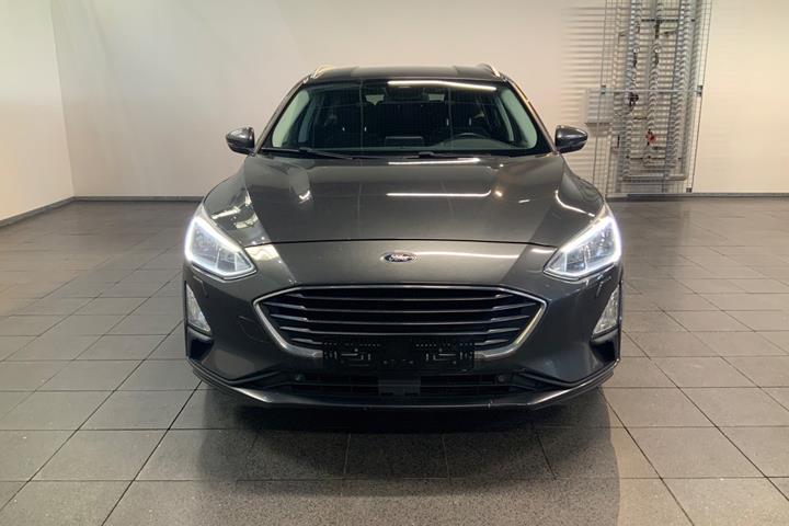 Grå Ford Focus fra 2019