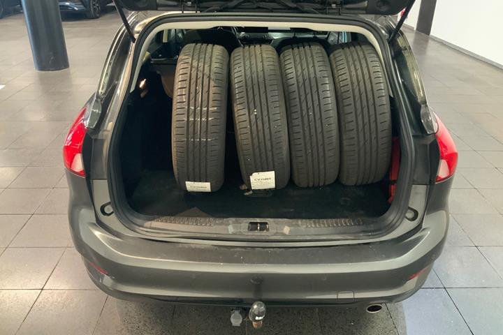 Grå Ford Focus fra 2019