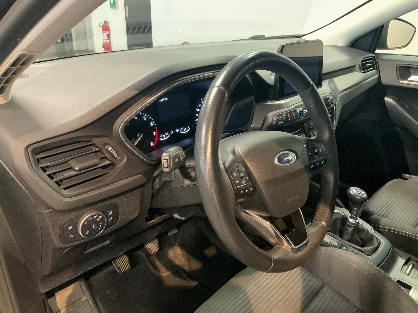 Grå Ford Focus fra 2019