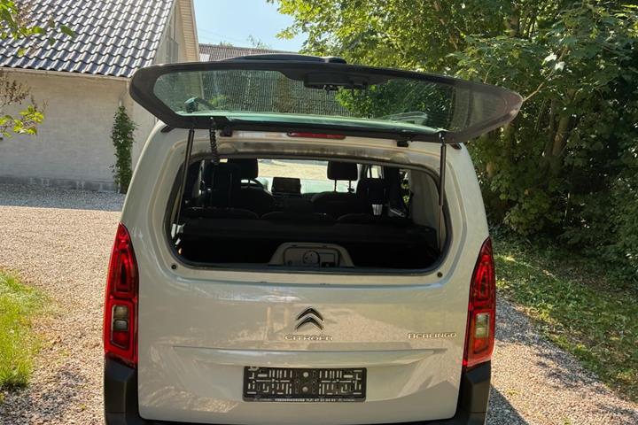 Beige Citroën Berlingo fra 2018