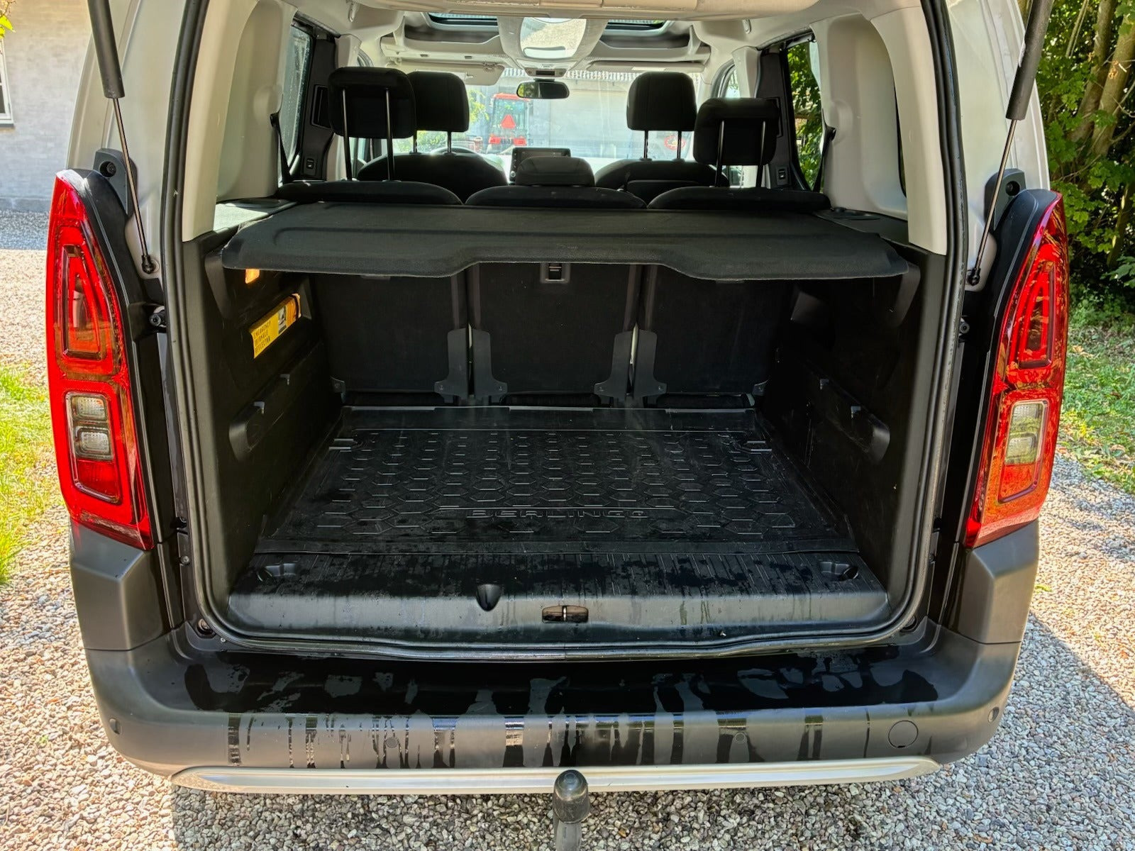 Beige Citroën Berlingo fra 2018
