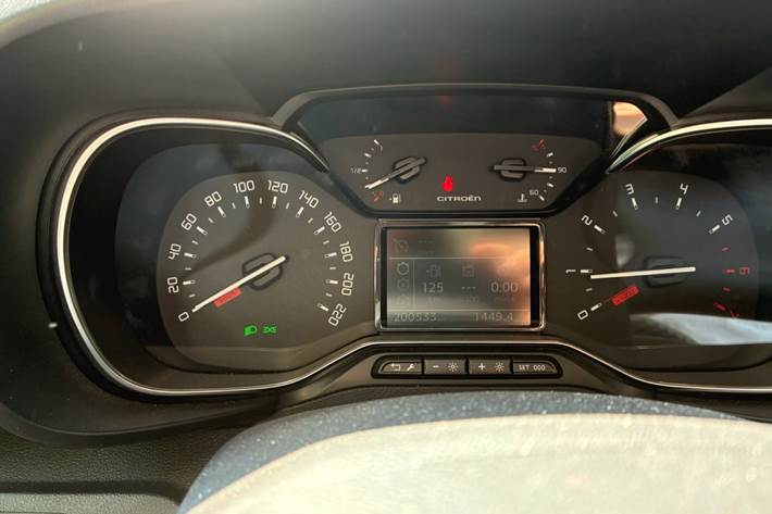Beige Citroën Berlingo fra 2018