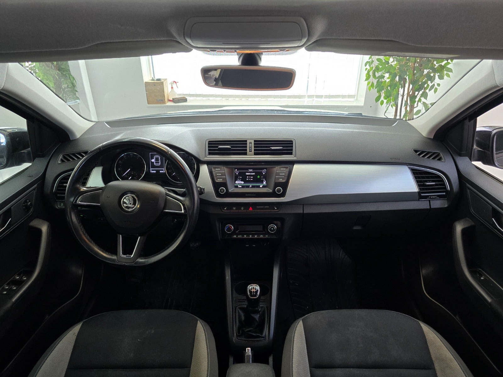 Sort Skoda Fabia fra 2018