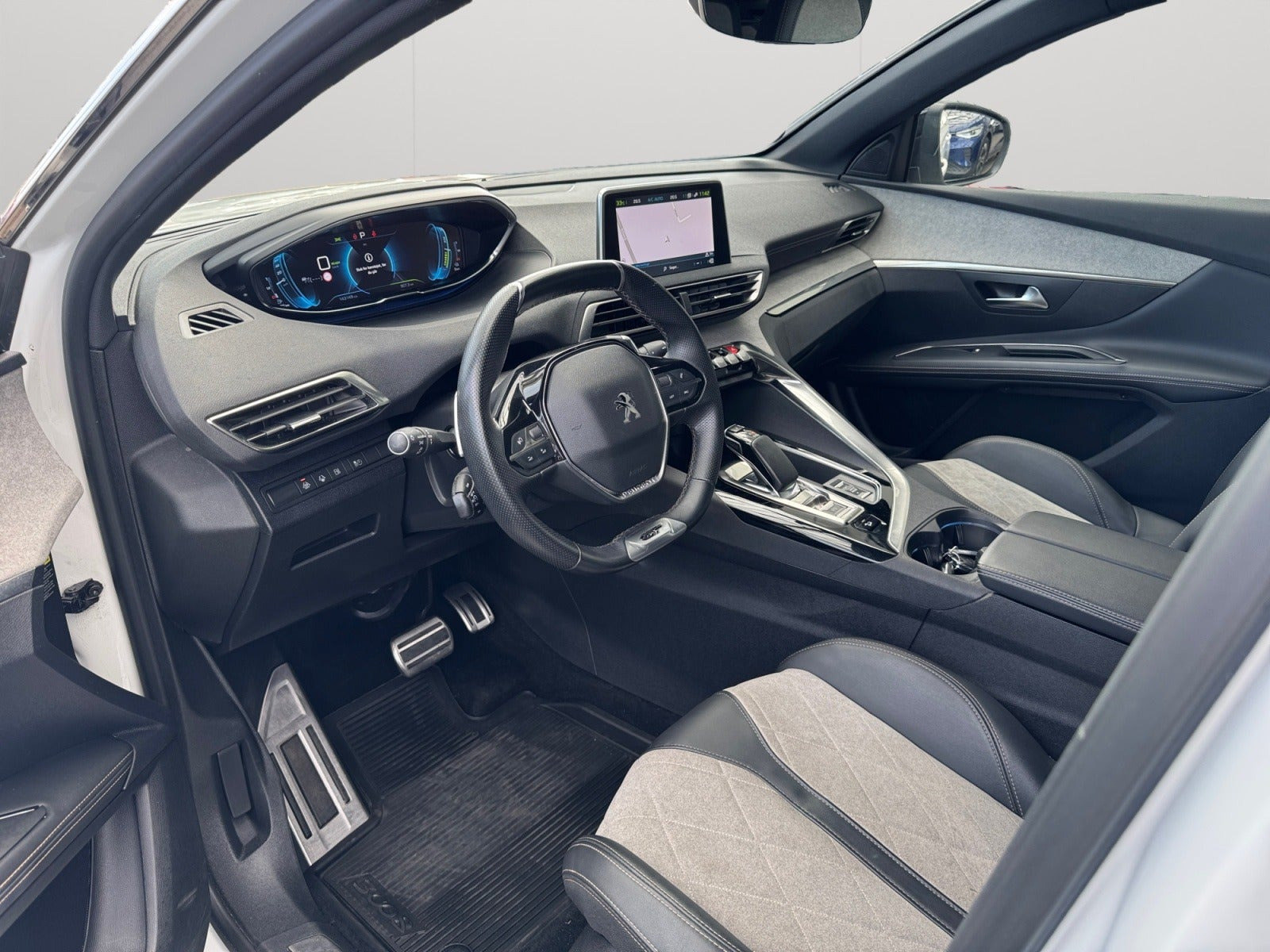 Hvid Peugeot 3008 fra 2020