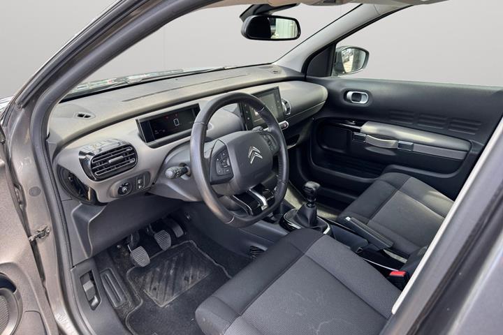 Grå Citroën C4 Cactus fra 2020
