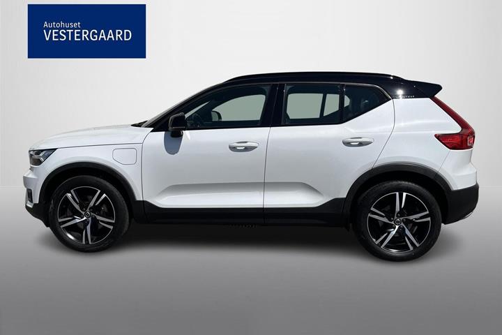 Hvid Volvo XC40 fra 2020