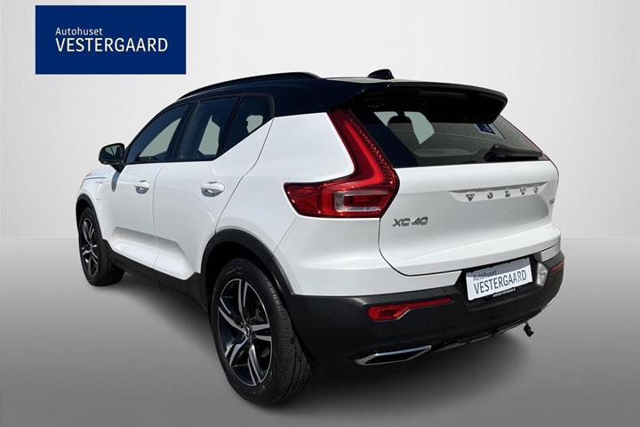 Hvid Volvo XC40 fra 2020
